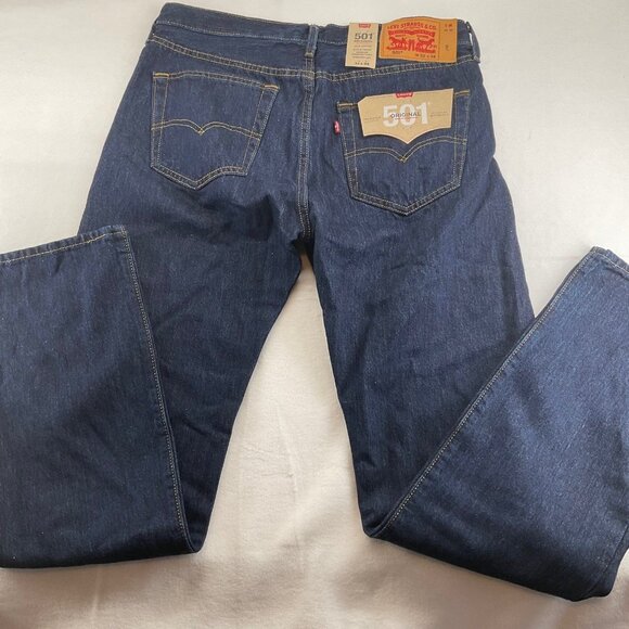 NWT LEVI'S 501 Jeans Men's 33W 34L Button Fly Dark Blue PAKISTAN MADE - Picture 2 of 10